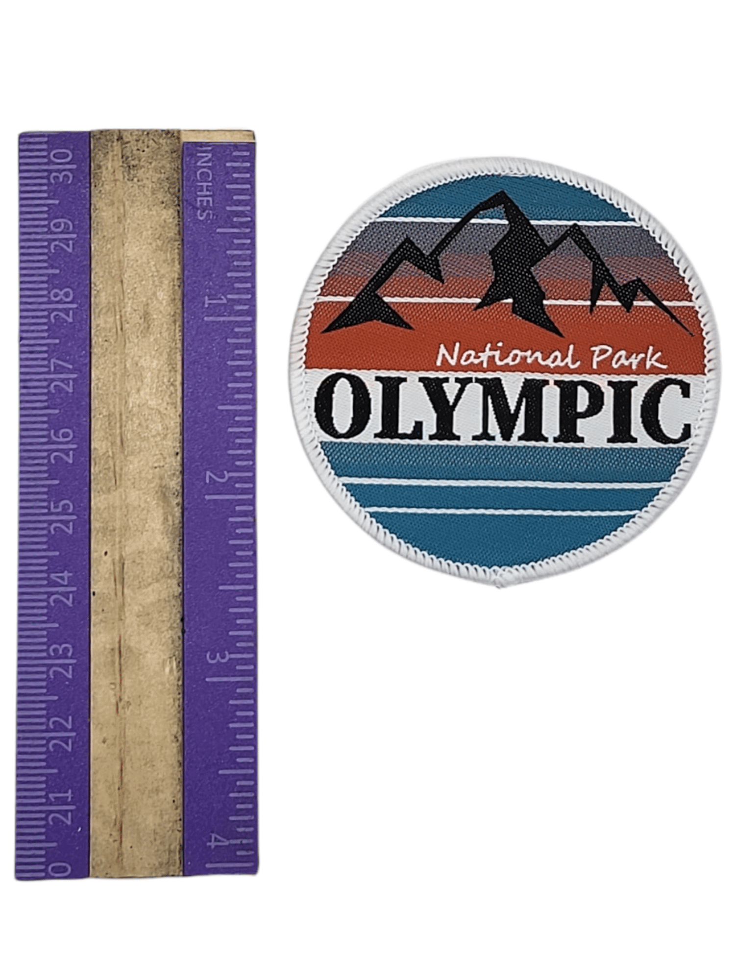 PNW Apparel - Vendita all'ingrosso Toppe - Patch Olimpico – Design Retrò Montagna e Strisce1