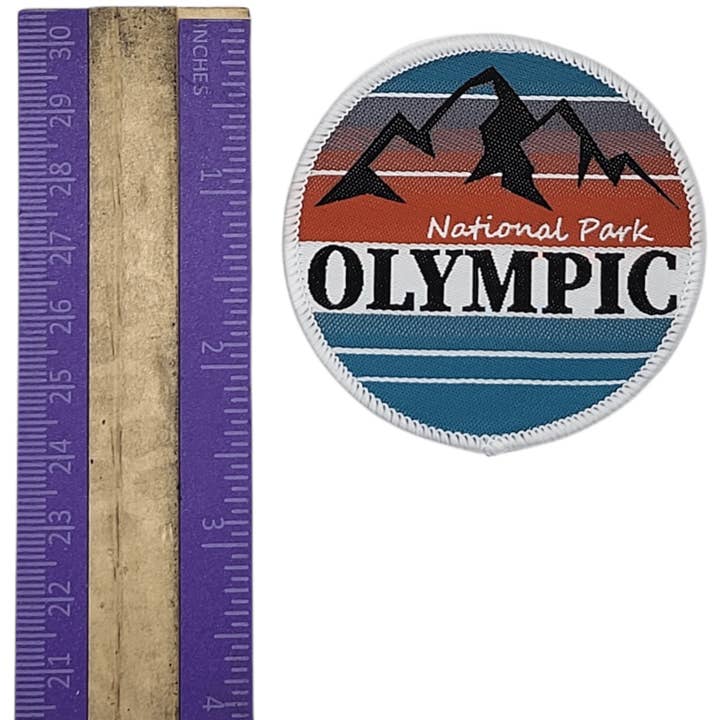 PNW Apparel - Vendita all'ingrosso Toppe - Patch Olimpico – Design Retrò Montagna e Strisce1
