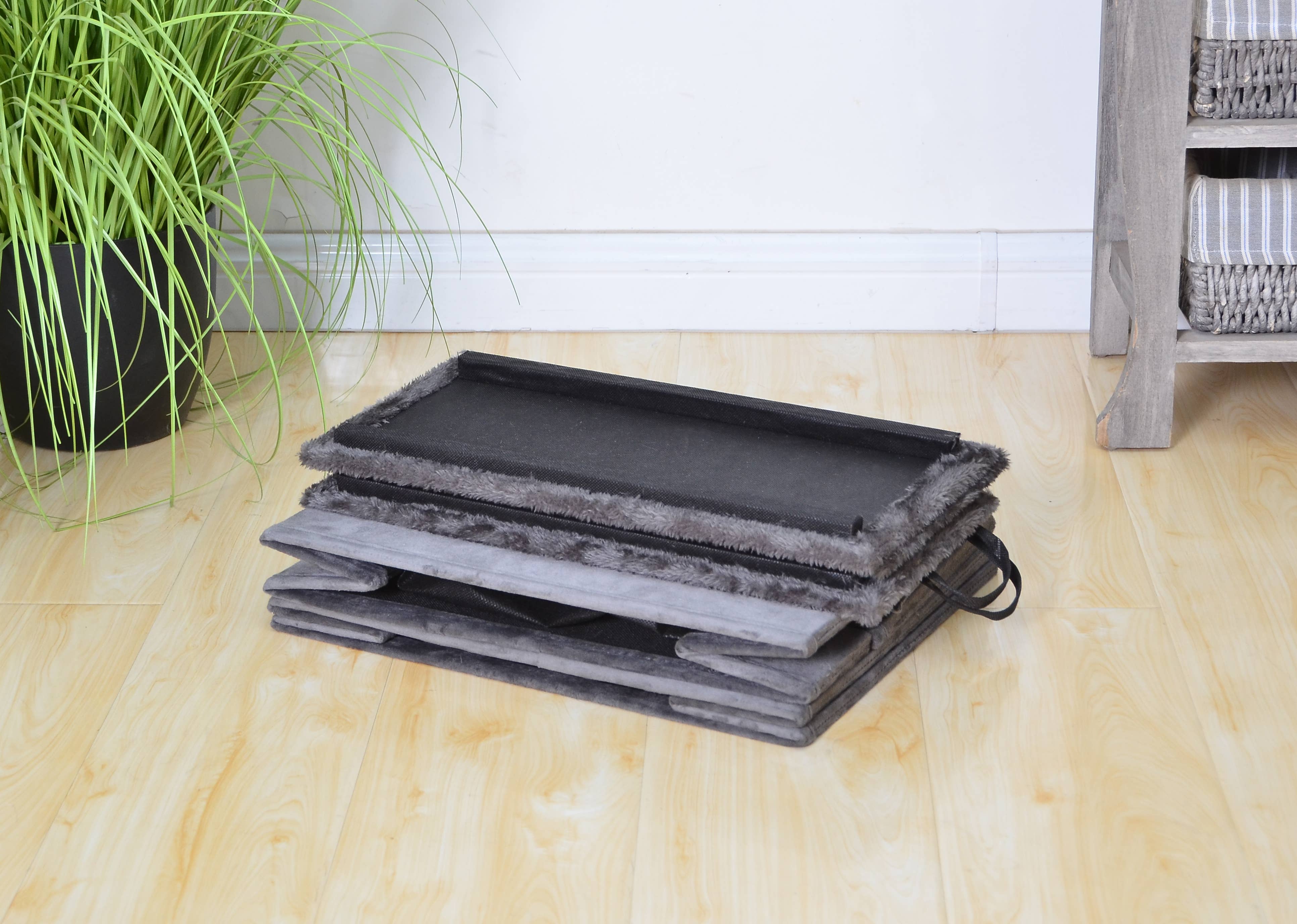 PetPals Group – wholesale Pet steps & ramps – Cat/dog – Catry Charcoal 2-in-1 Foldable Pet Stairs4