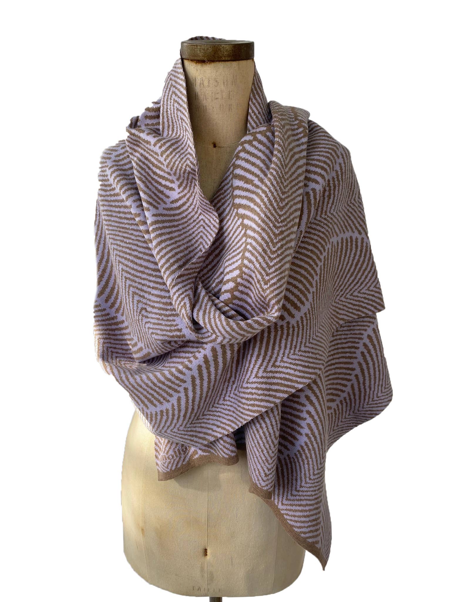 Liamolly – wholesale Scarf – Women's – Forest Fern Wrap10
