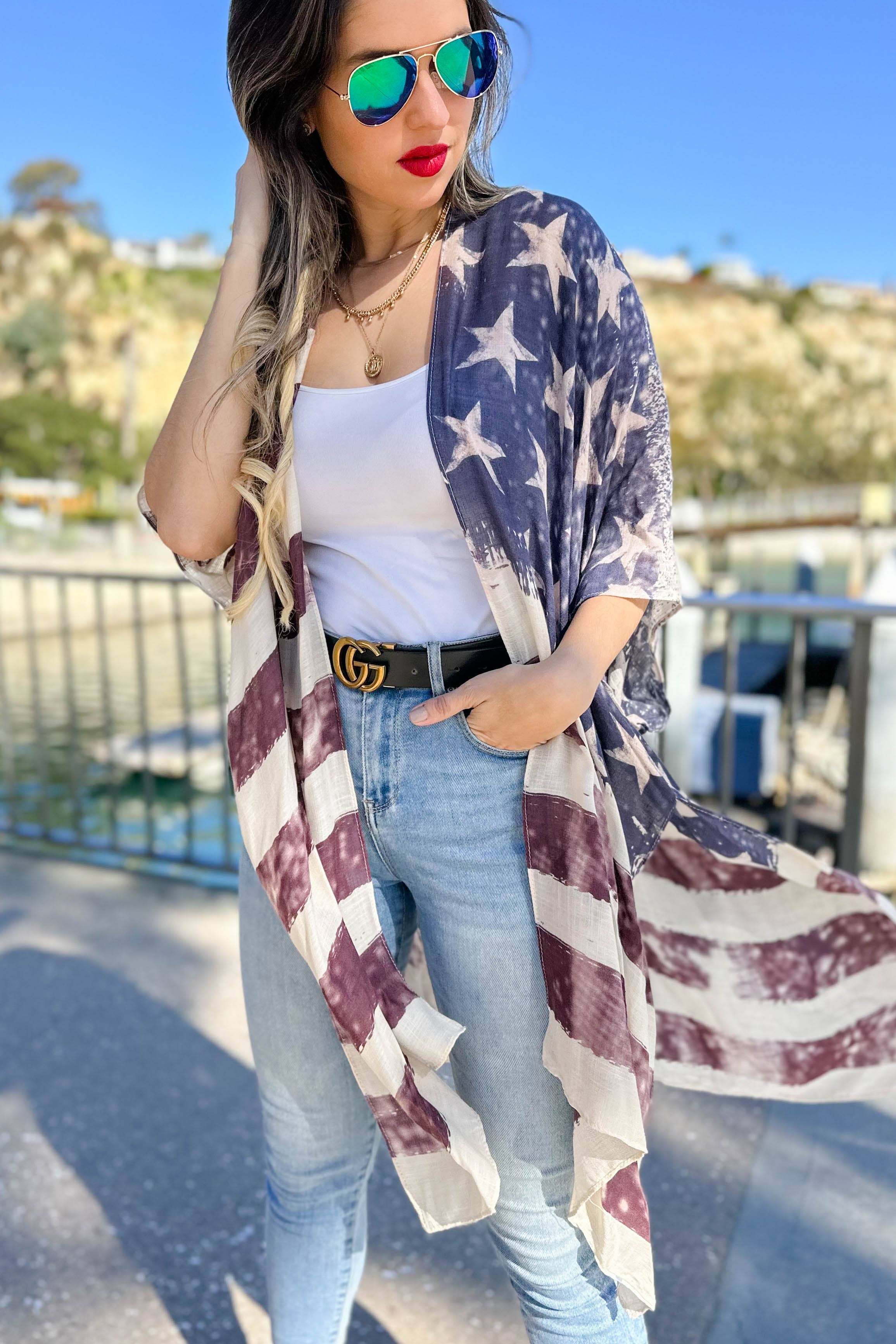 Bandiera Kimono Copri Costume con Stampa di Bandiera Americana Vintage in vendita all'ingrosso su Faire7