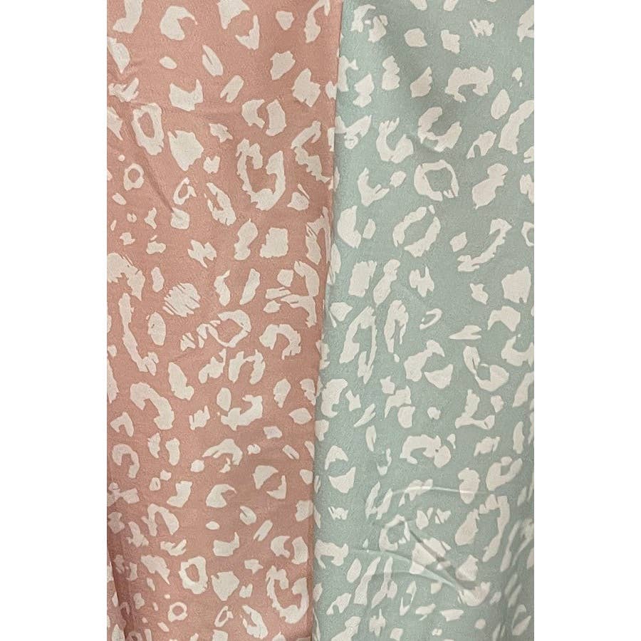 Curve Market - Wholesale Pants - Women's - PLUS SIZE ROUND HEM SIDE SLIT WIDE PANTS13