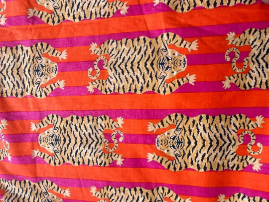 Bhawana Handicrafts - Wholesale Fabric - 5 Yards Tiger Print Cotton Fabric Women Dressmaking Fabric1