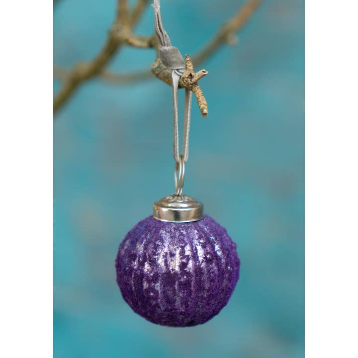Namaste – wholesale Christmas decoration – Aria Frosted Recycled Glass Bauble3