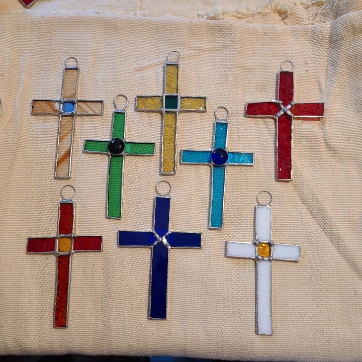 MGL641A Windowpane Glass Cross 3.5x3in for wholesale by Arara Enterprises