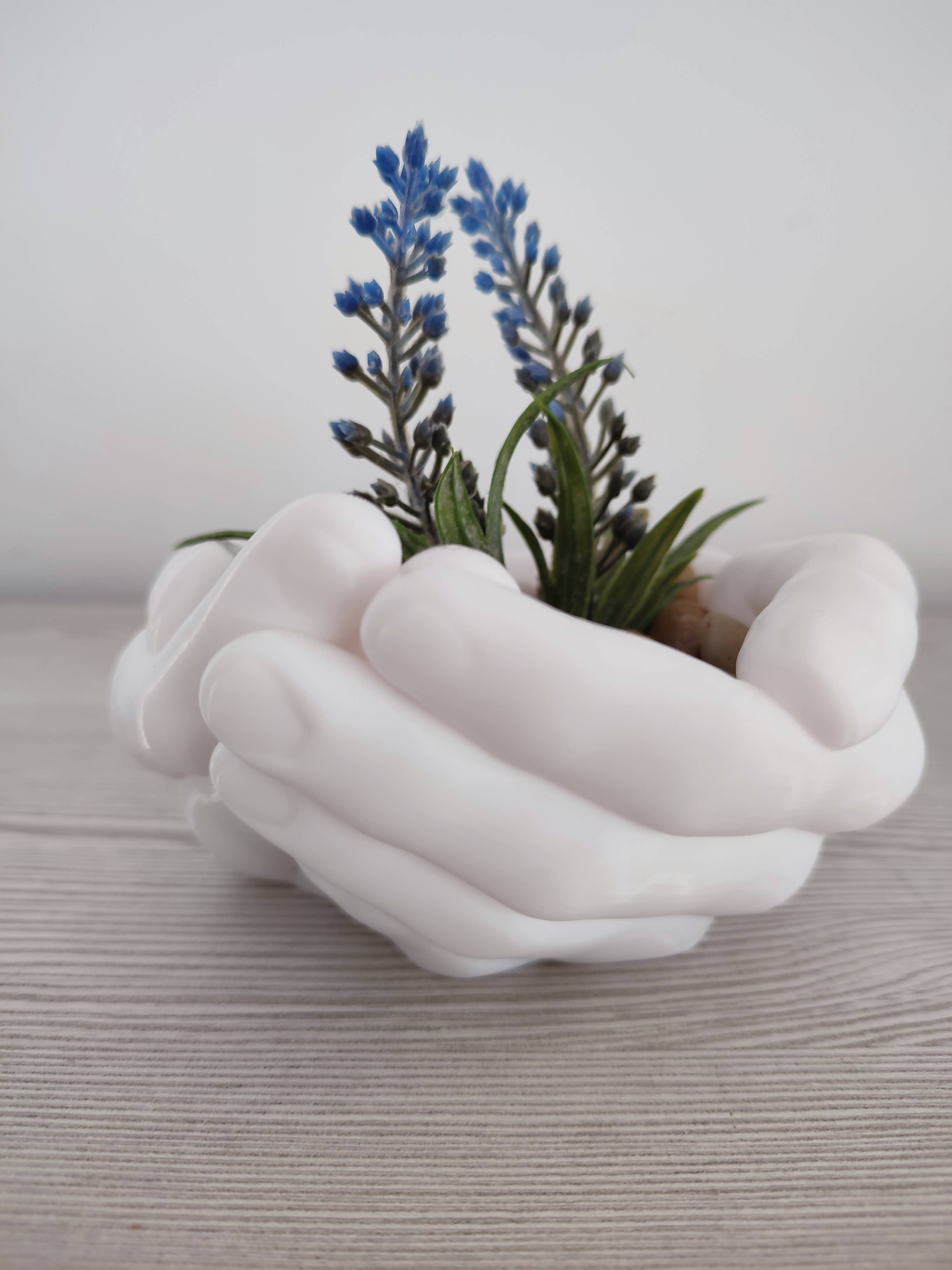 3DROOTS - Venta al por mayor Macetas - Maceta con forma de manos humanas7