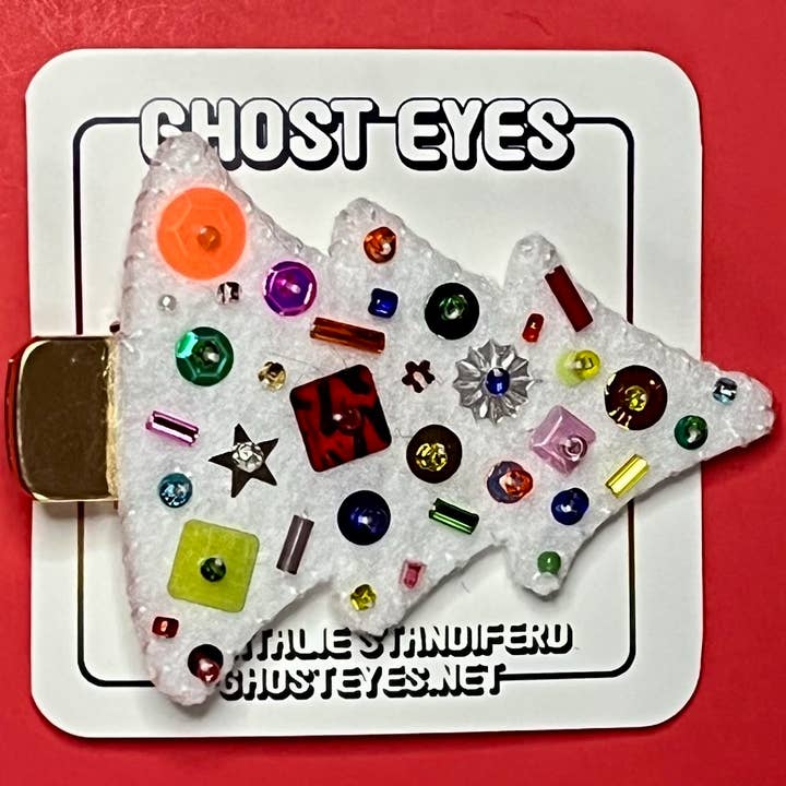 Pince à cheveux blanche pour sapin de Noël pour la vente par Ghost Eyes