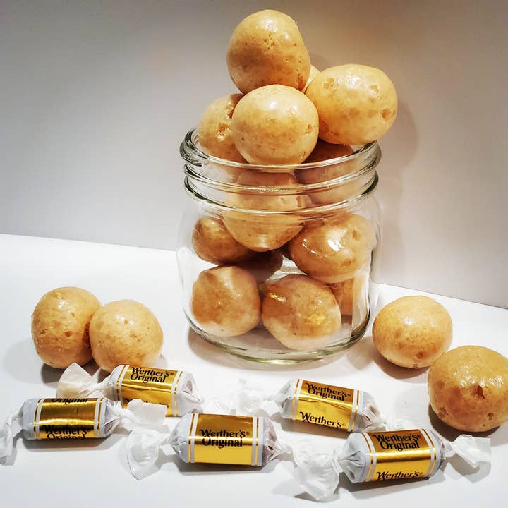 Freeze Dried Caramel Balls for wholesale by Sweet Freez
