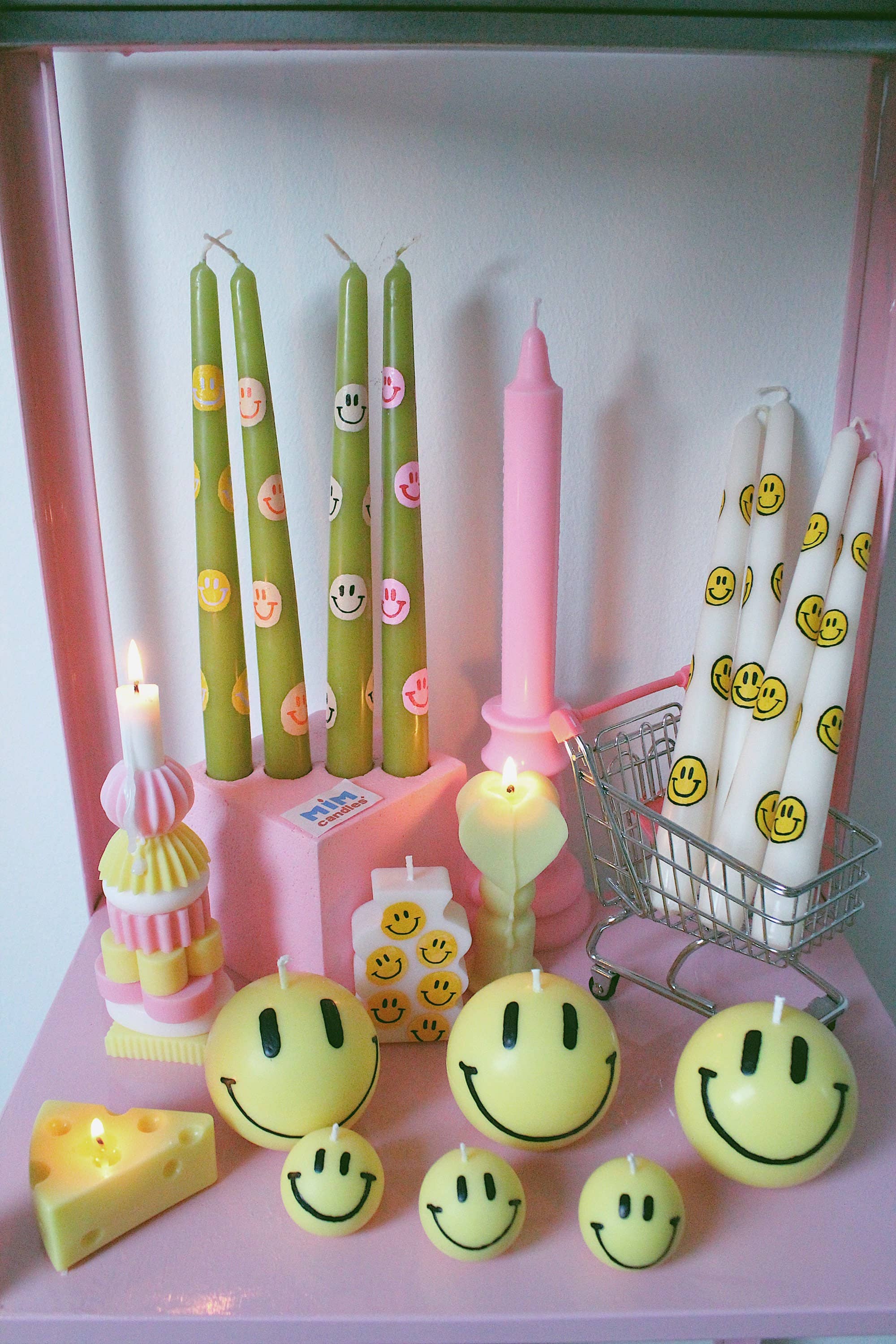 Mim Candles and Ceramics - Wholesale Novelty Candle - SMILE Ball Candle Set4