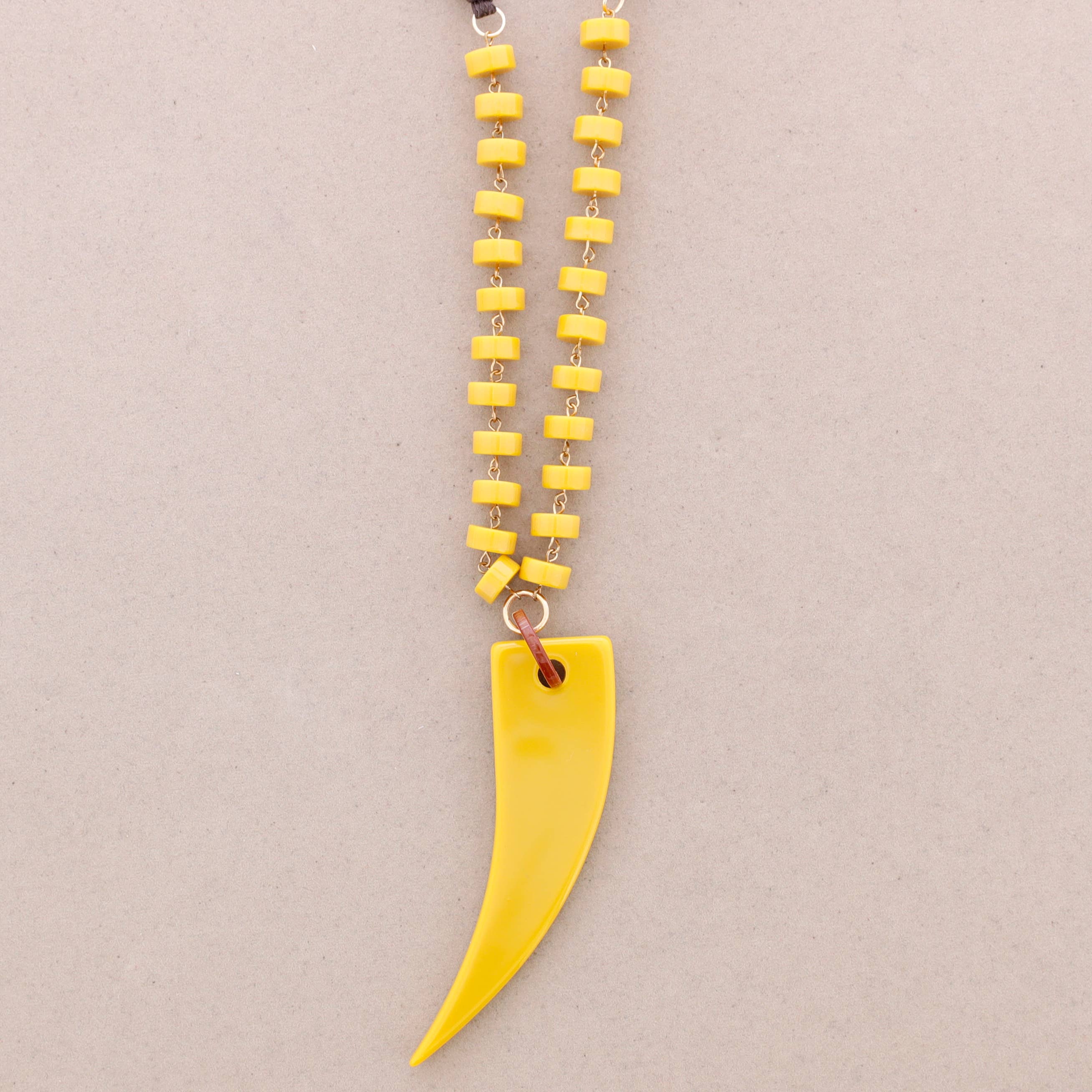 Sonata - Vente Bijoux à boutons pression - Collier long avec pendentif corne en résine2