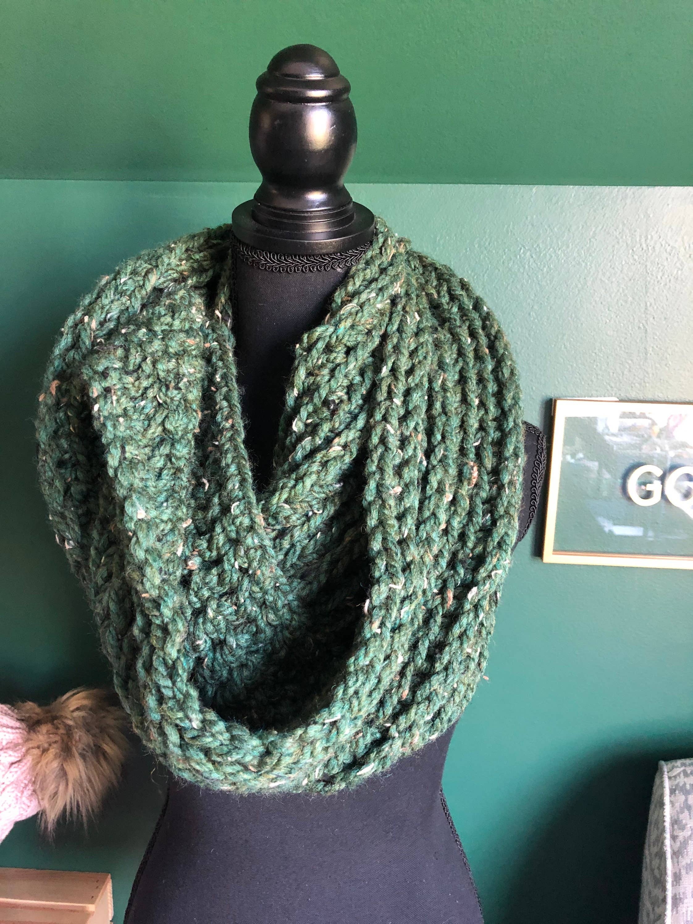 Willow And The Wolf Co – wholesale Scarf – Women's – Oversized Chunky Knit Women's Infinity Scarf6