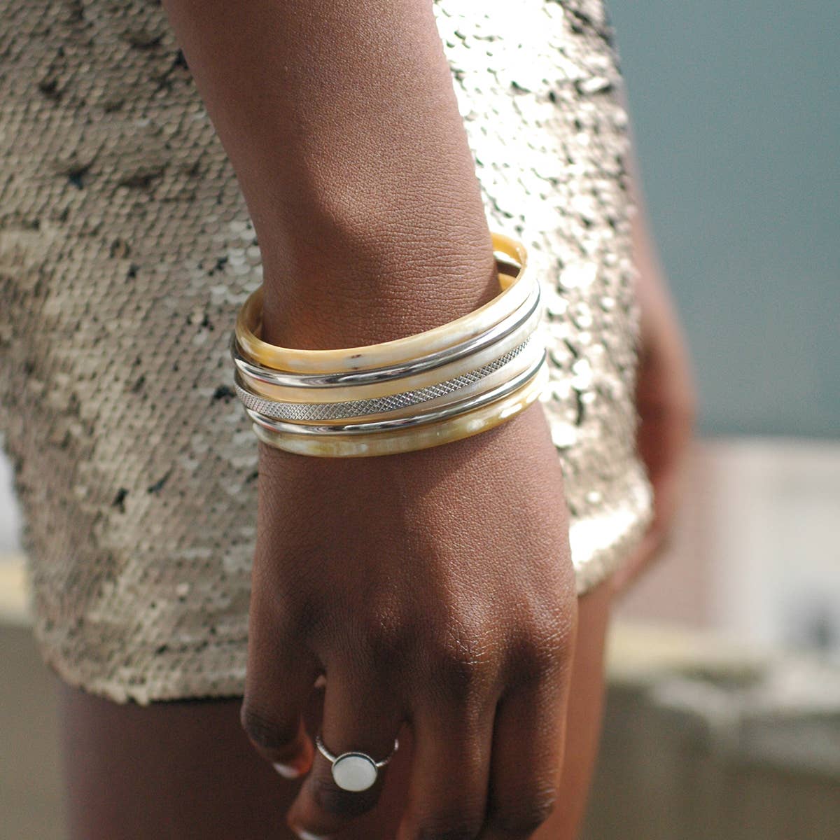 COUCOT - Wholesale Bangle Bracelet - Light Horn Week To View - 5mm Width8