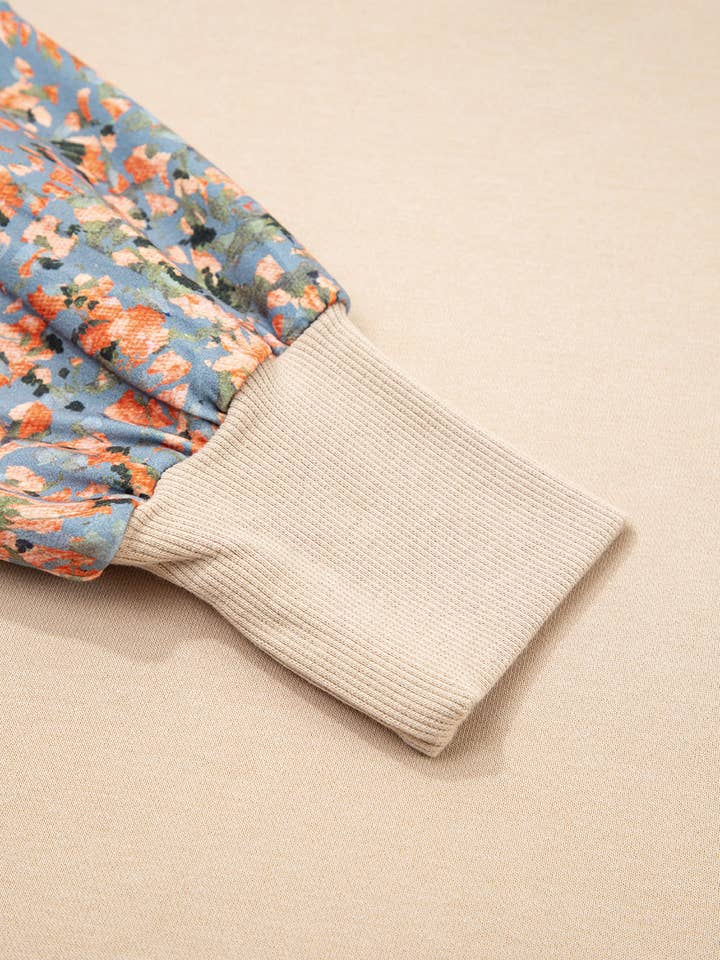 LALA LOO - Wholesale Sweatshirt - Women's - LALALOO Plaid Patchwork Sleeve Raw Seam Sweatshirt3