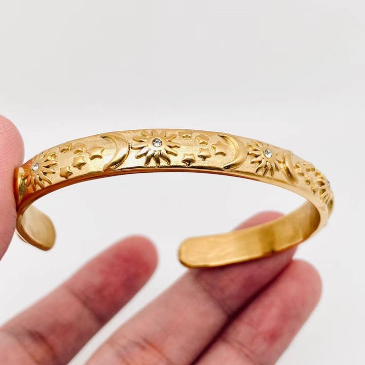 Mio Queena - Wholesale Cuff Bracelet - 18K Gold Plated Stainless Steel Star Moon Sun Cuff - FGS/MS