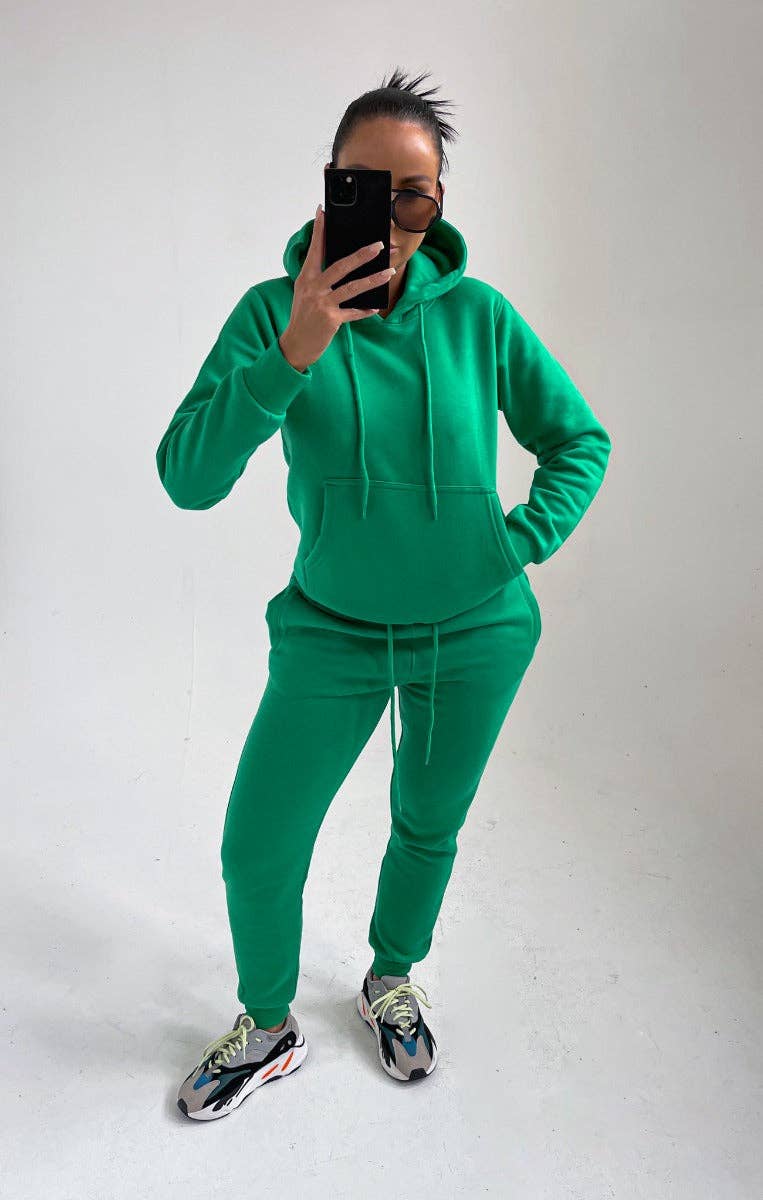 Femme Luxe – wholesale Tracksuit – Women′s – Green Hoodie & Joggers Tracksuit Set - Bellamy3