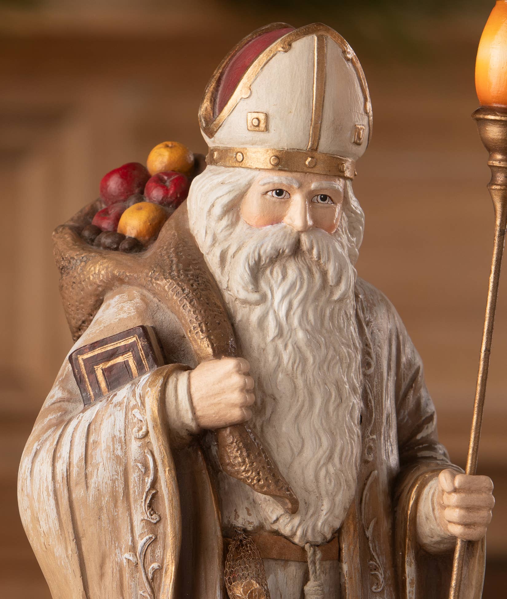 Bethany Lowe Designs - Wholesale Decorative Figurine - Antique St. Nicholas2