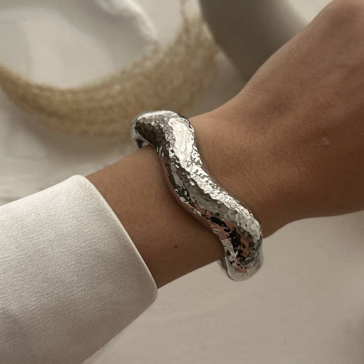ACCITY - Wholesale Cuff Bracelet - IRREGULAR METAL SMOOTH SPRING WIDE BRACELET_CWMM31105
