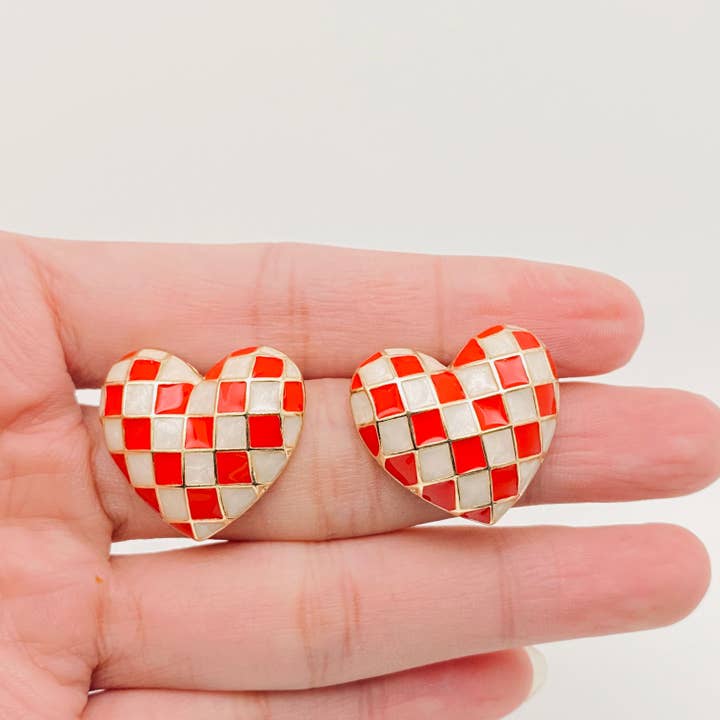 Mio Queena - Wholesale Stud/Post Earrings - Enamel Plaid Heart Stud Earrings