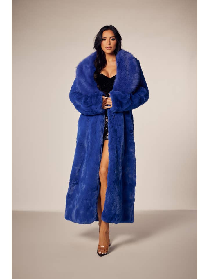 WFFS - Wholesale Coat - Women's - Faux Fur Long Coat with Pockets10