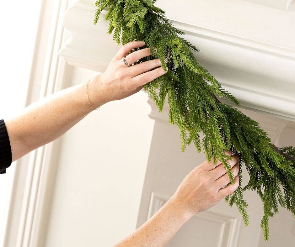 Daily Splendor LLC - Wholesale Kunstplant - 180 cm nepbosrank van Norfolk dennen1