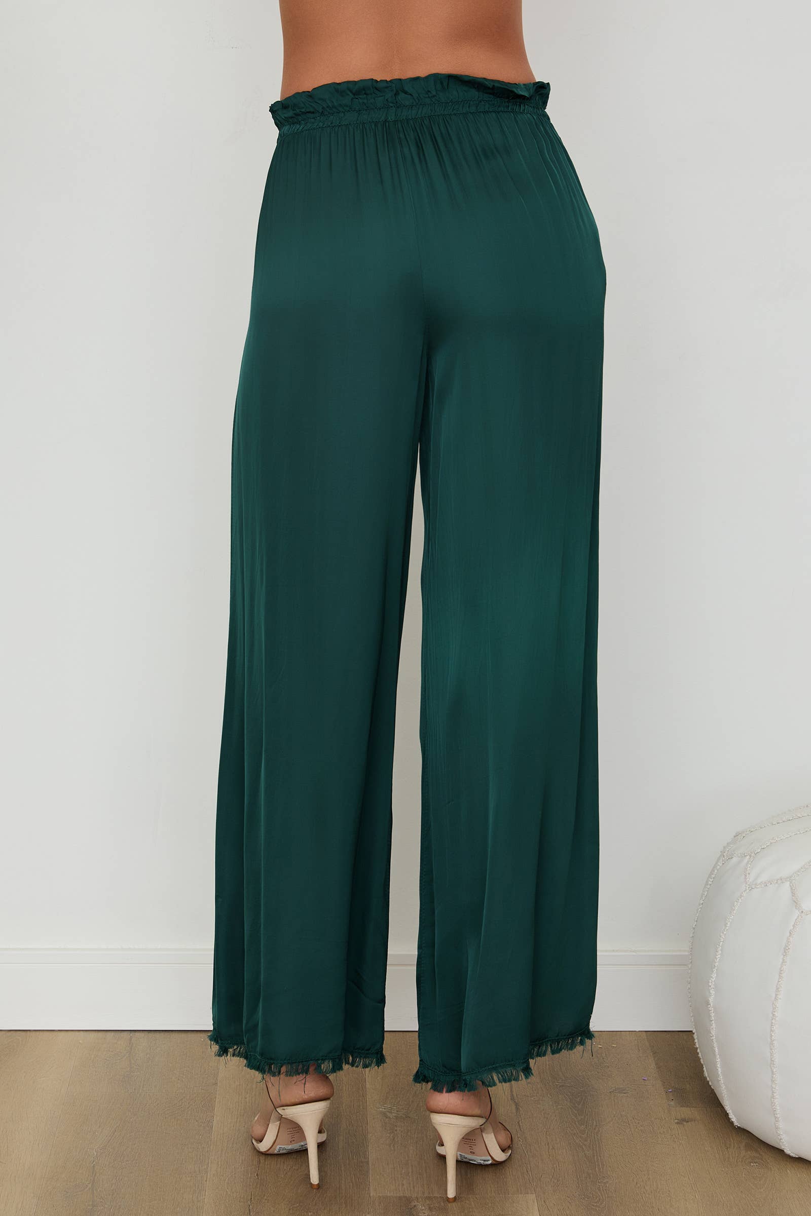 VENTI6 - Vendita all'ingrosso Pantalone - Donna - PANTALONI A GAMBA LARGA CON ORLO A FRANGE IN SETA ITALIANA (6109)24