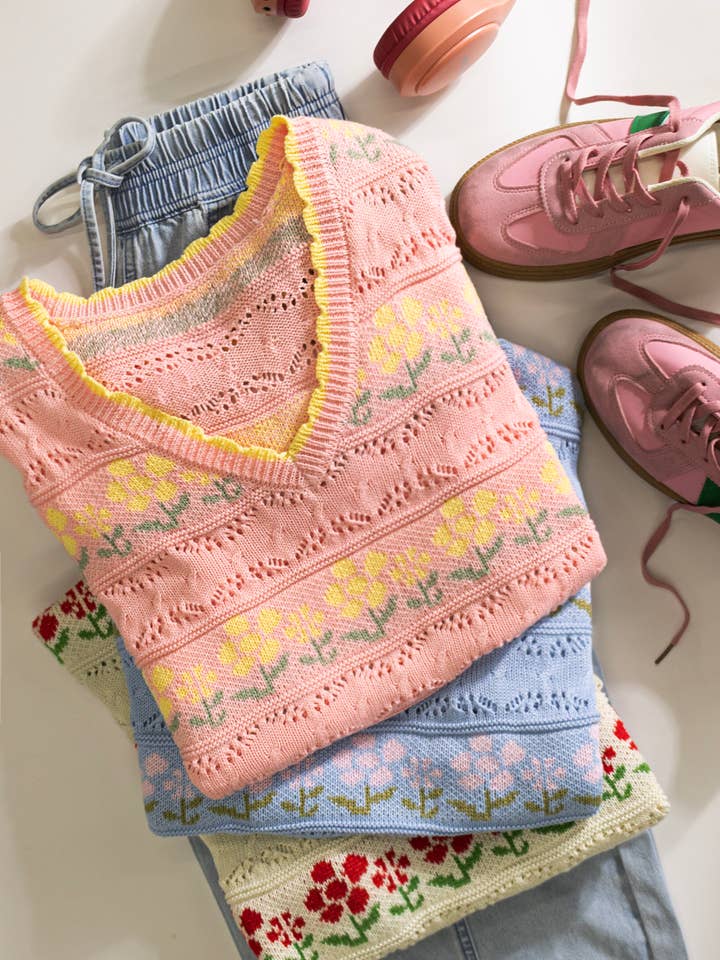 12W3335N-Floral Graphic Knit Sweater Vest for wholesale by VERY J