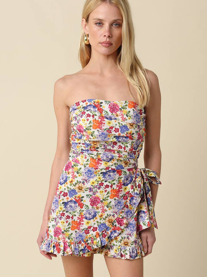 Combinaison à volants florale Katie pour la vente par Olivaceous