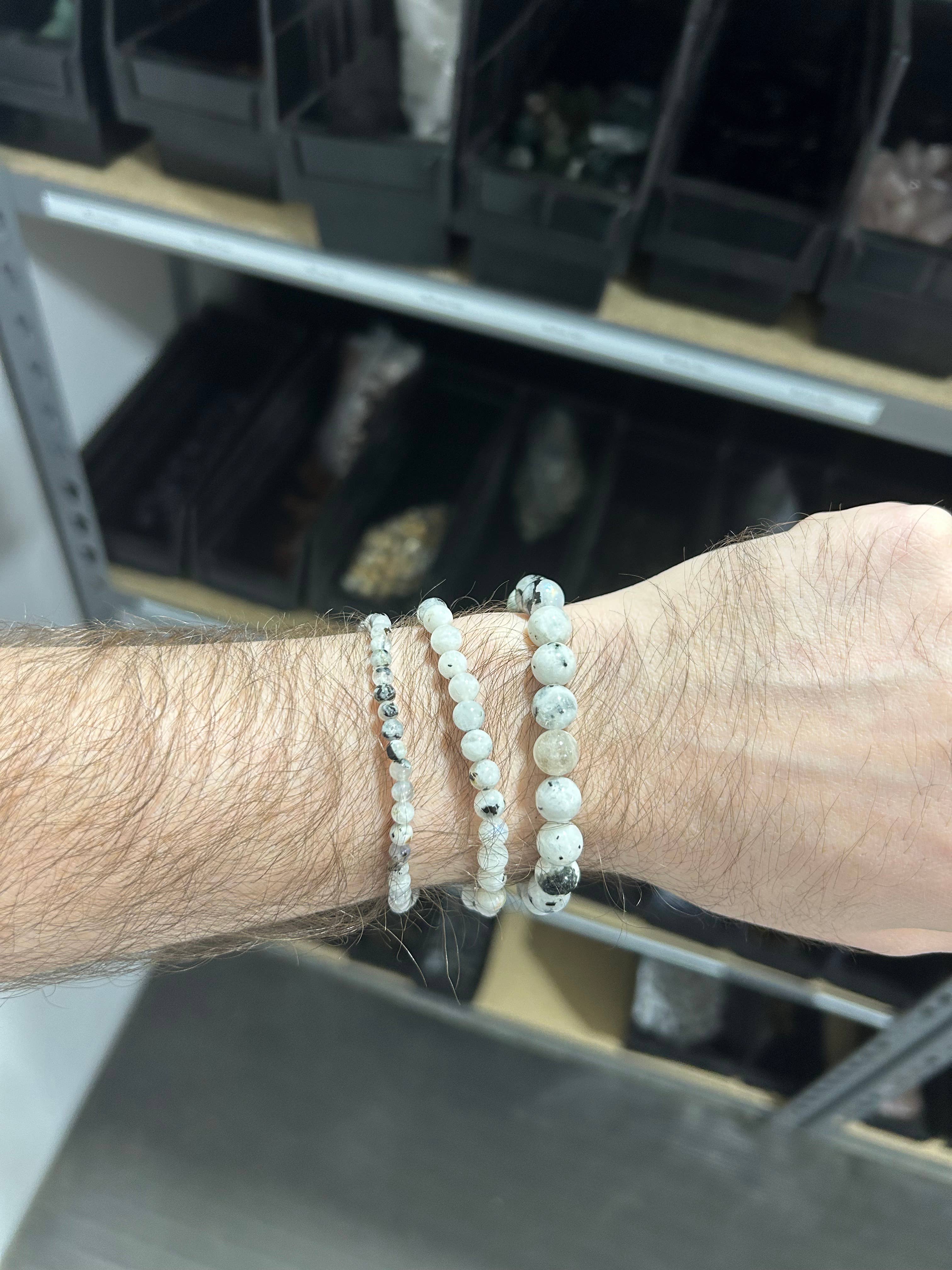 Pebble House – wholesale Beaded bracelet – Moonstone Bracelet 4mm/6mm/8mm - Crystals & Stones6