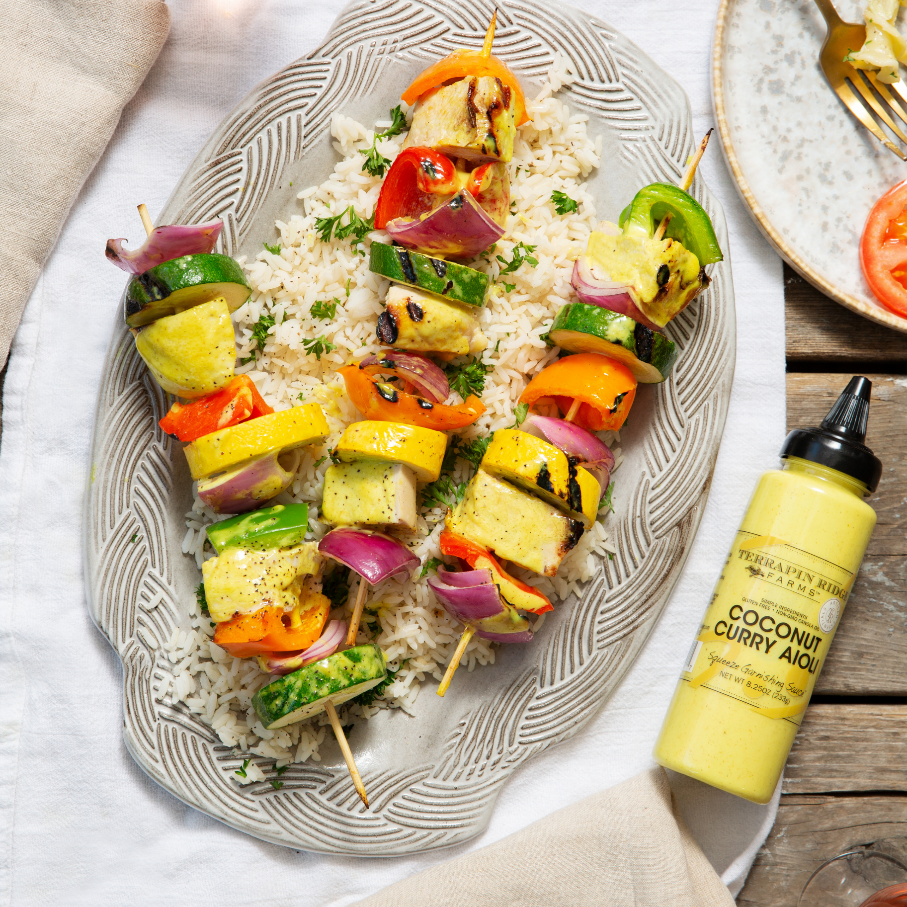 Terrapin Ridge Farms - Vente Sauces - Pressage d'aïoli au cari à la noix de coco3