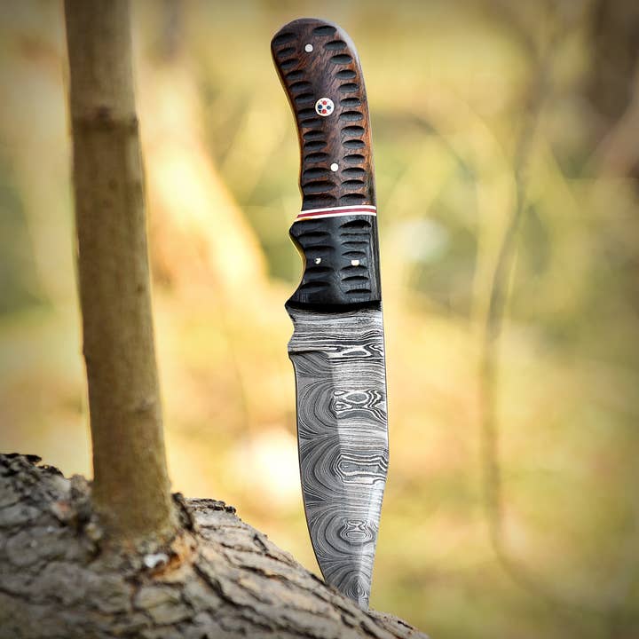 Deer Edge - Wholesale Pocket Knife/Holder - Damascus Steel Skinner Knife with Sheath - handmade7