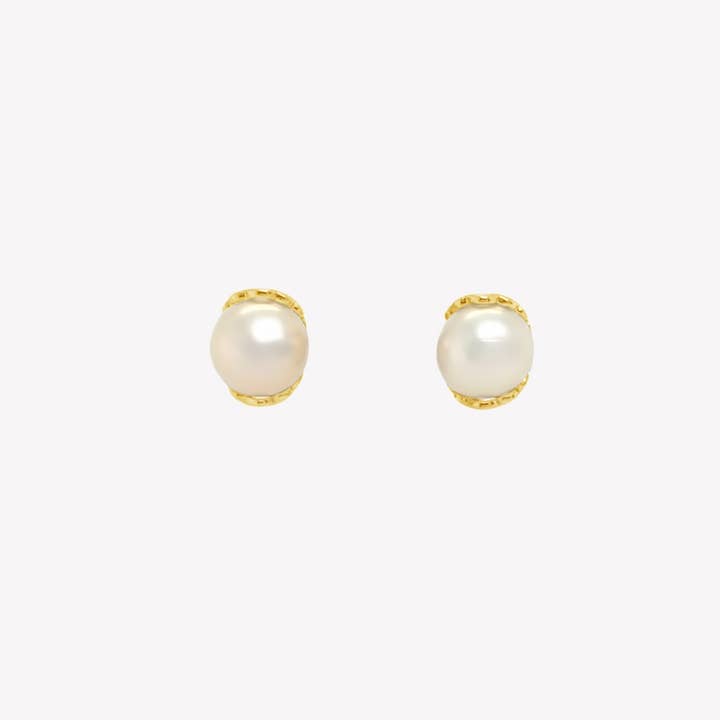 Rizen Jewelry - Wholesale Stud/Post Earrings - Becoming Shell Encased Pearl Stud Earrings3
