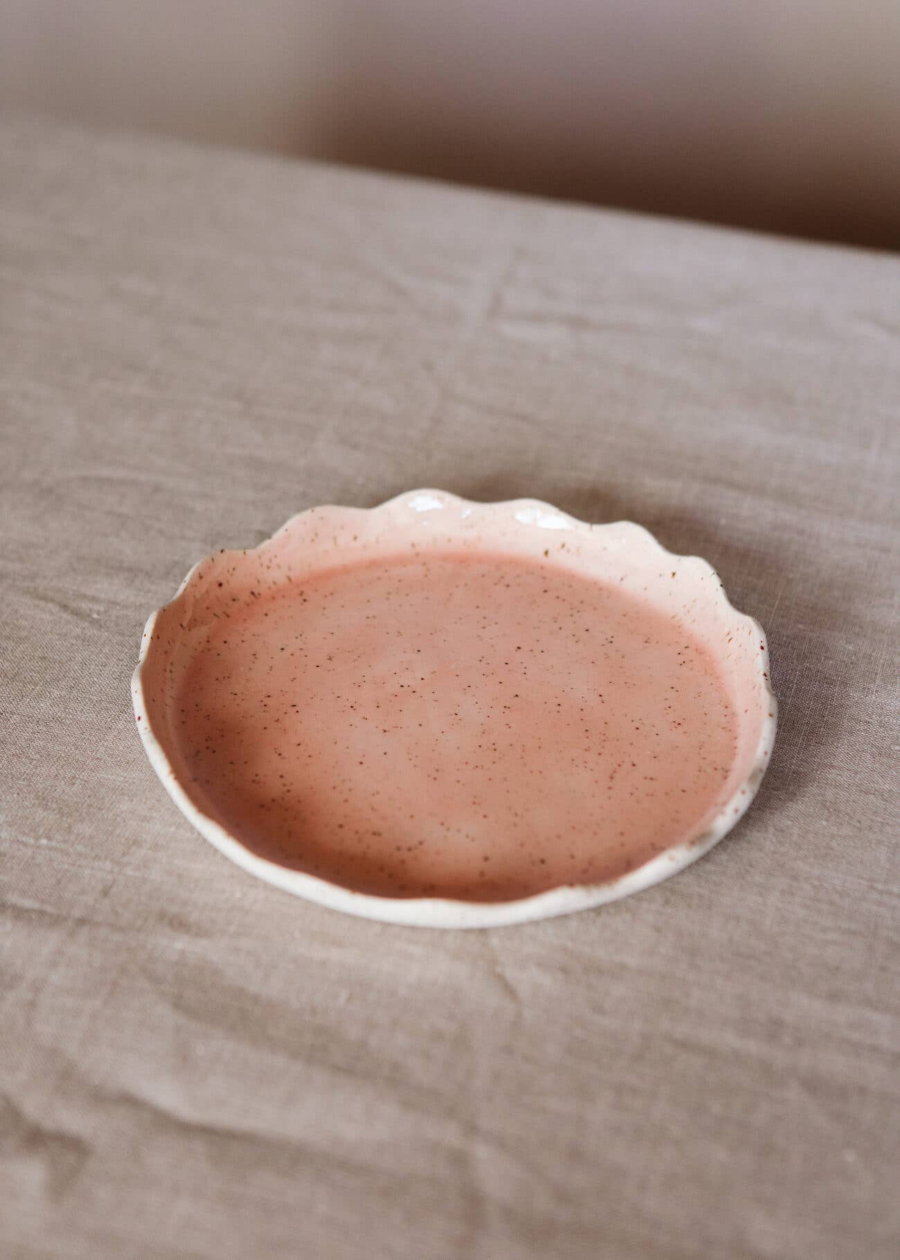 Ohyoko ceramics - Vente Plats - Assiettes en céramique artisanale avec bords ondulés14