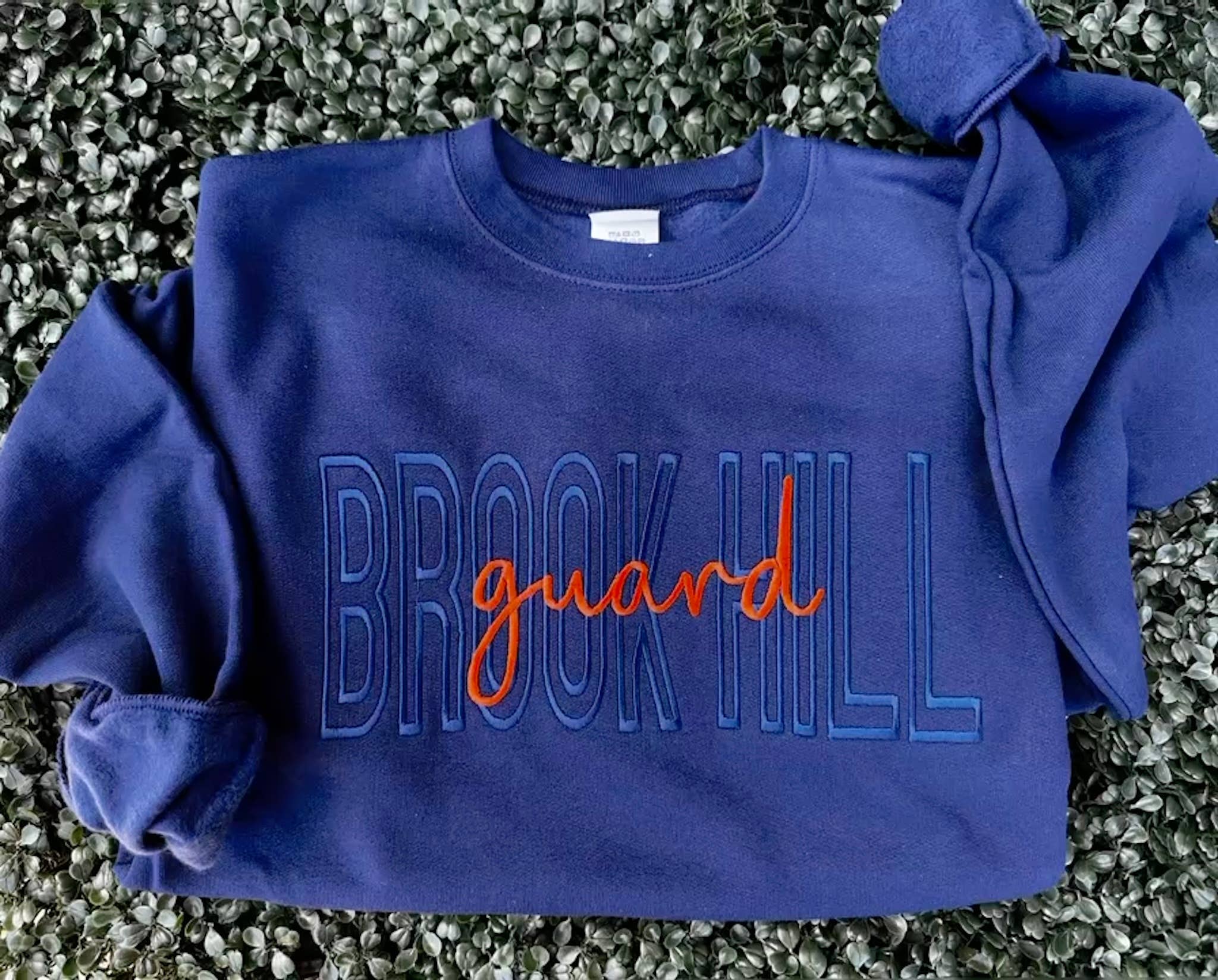 Lakely Claire Wholesale - Wholesale Sweatshirt - Dames - Aangepaste Monotone Geborduurde Spirit Sweater1