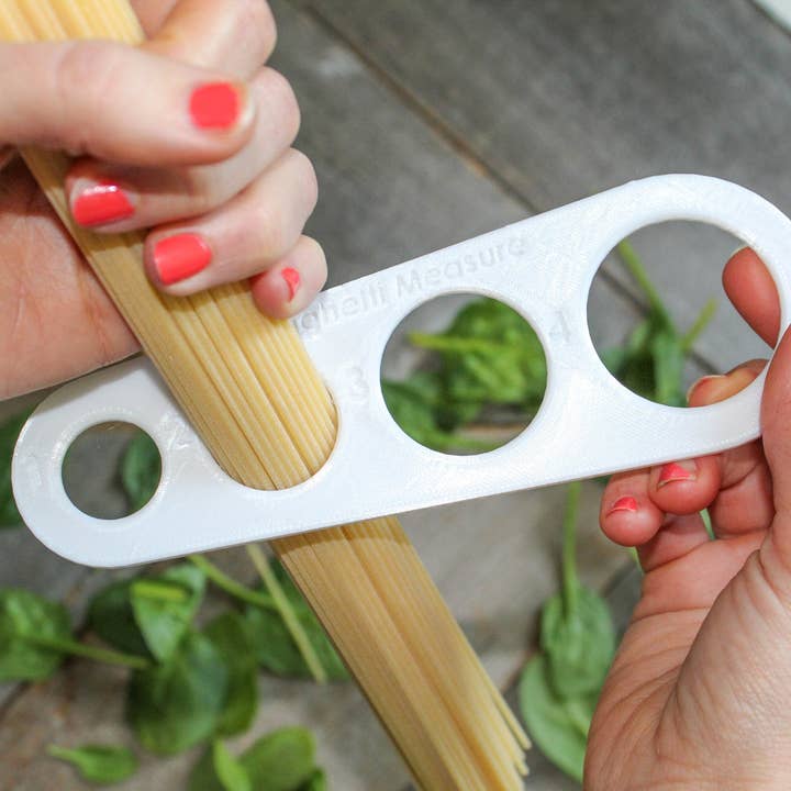 Clever Contraptions - Wholesale Kitchen Tool/Gadget - Spaghetti Measure - 4 Serving Pasta Portion Control Cooking Tool