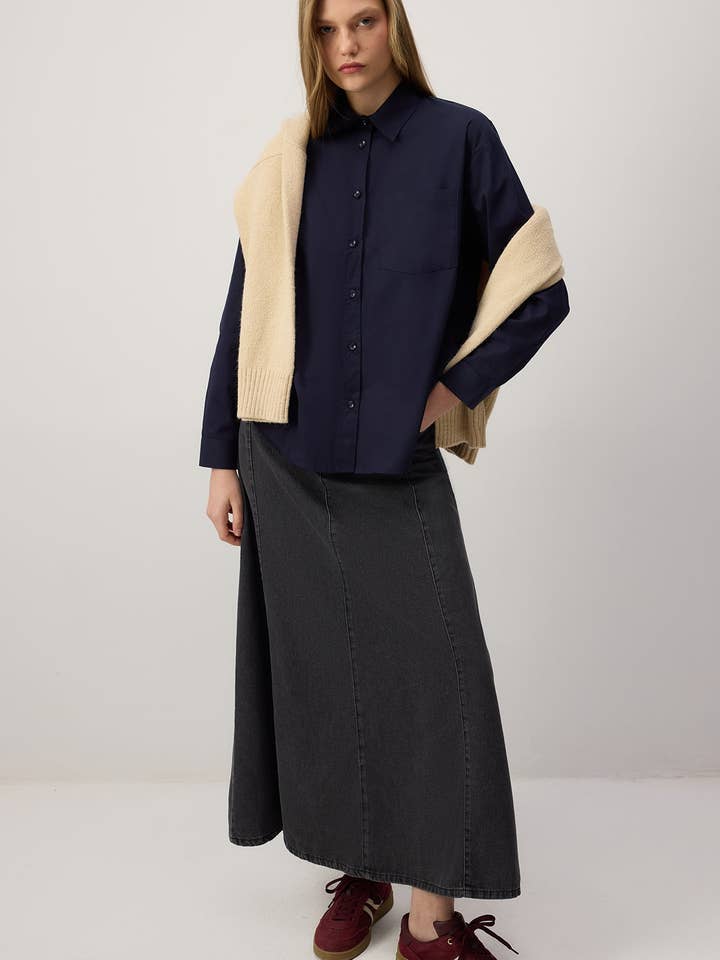 ÜBERGROSSES HEMD MIT EINER BRUSTTASCHE für den Großhandel von Touché Privé