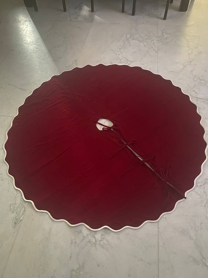 maroon tree skirt