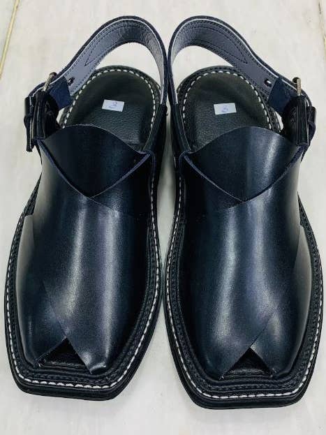 Chapeau en cuir peshawari noir brillant pour hommes fait à la main pour la vente par vintarust