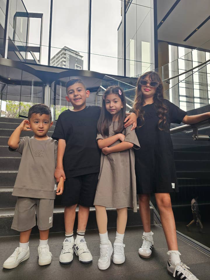 Next Generation clothing - Wholesale Dress – Kids - Oversized t-shirt dress with pockets4