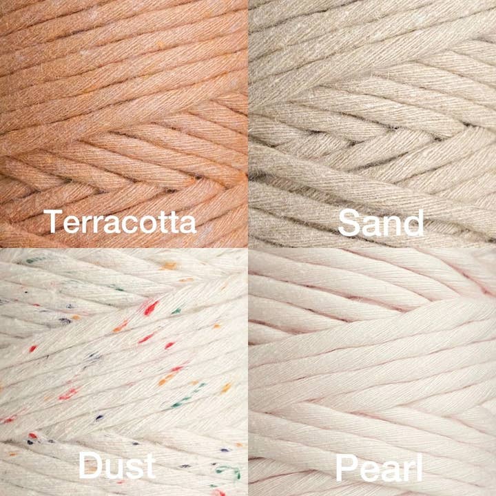 Weavey Studio - Wholesale Keychain – Women's - Custom Macrame Keychain Christmas Pack5