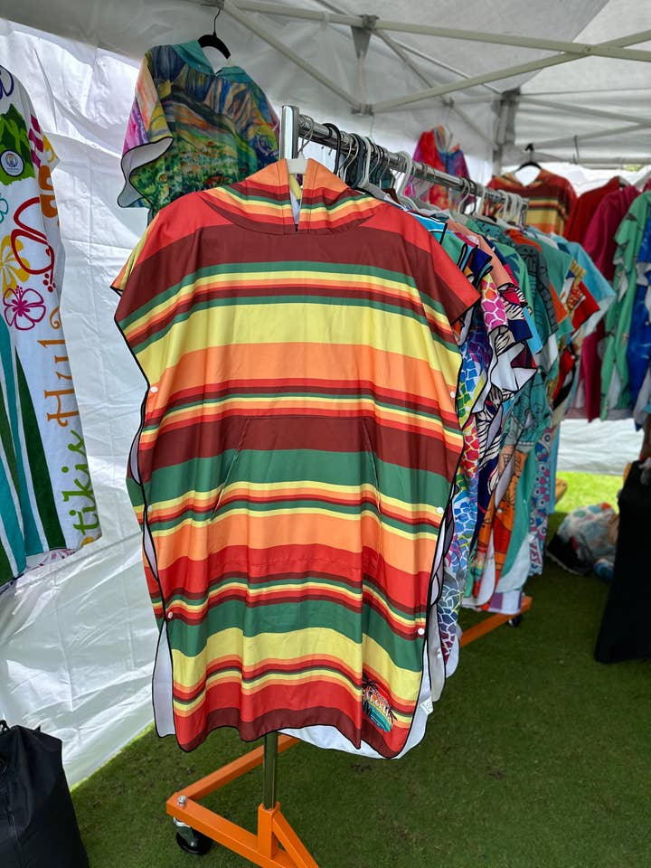 Reggae-Poncho aus Mikrofaser für den Großhandel von Upcountry Aloha