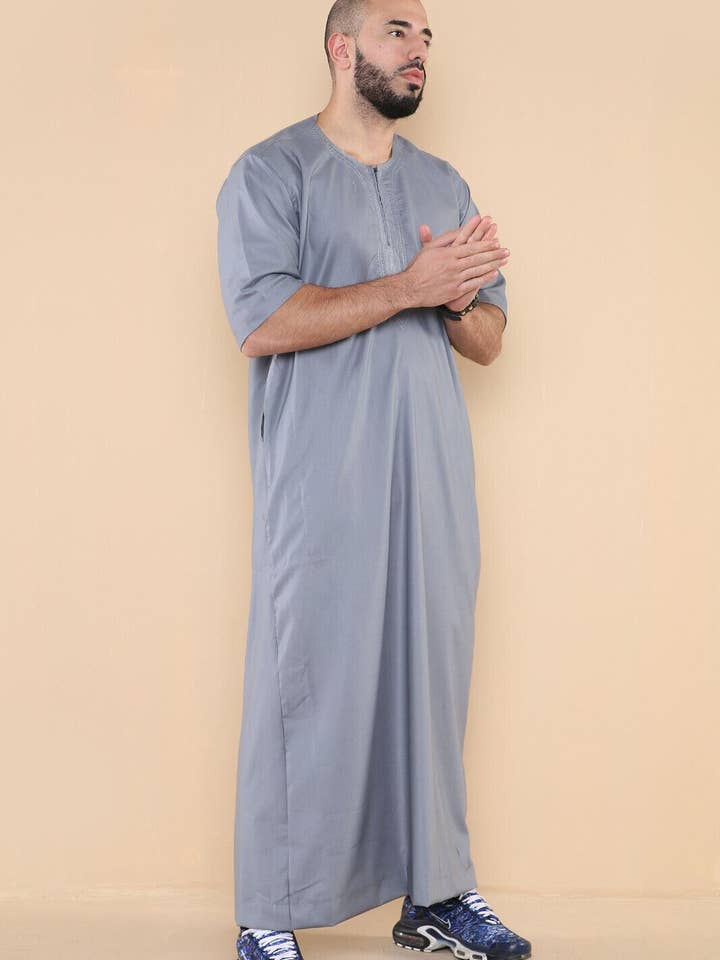 Infinity Leather (Upperclass Fashions Ltd) - Vente Peignoir – homme - Thobe pour homme islamique marocain et saoudien avec fermeture éclair – Robe kaftan arabe15