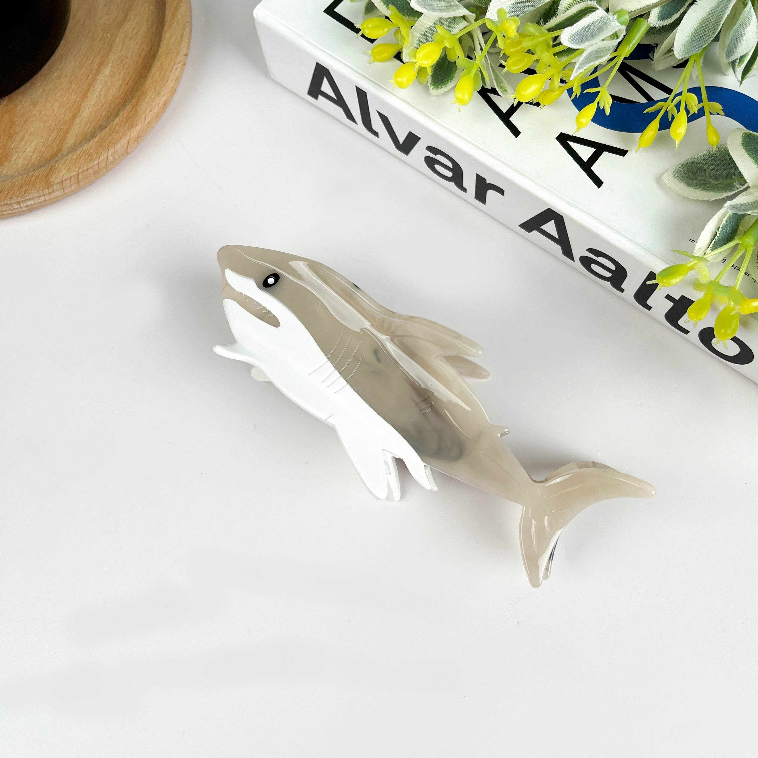 TheDivaSoap – wholesale Hair clip – Women’s – Shark Claw Clip,Animal Acetate Hair Clip6