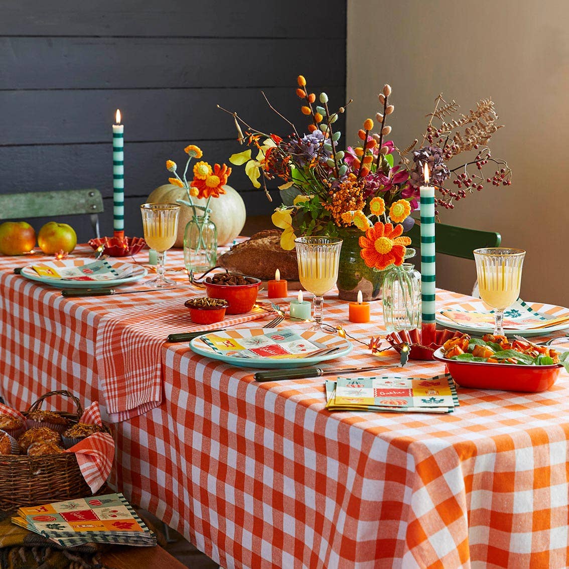 Talking Tables EU - Wholesale Tapered Candle/Candlestick - Green Stripe Taper Dinner Candles - POS Unit4
