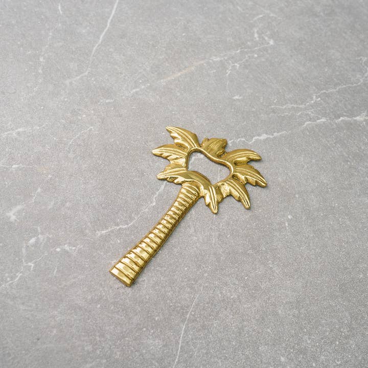 India Handicrafts Inc - Vendita all'ingrosso Apribottiglie - Apribottiglie a forma di palma in ottone dorato