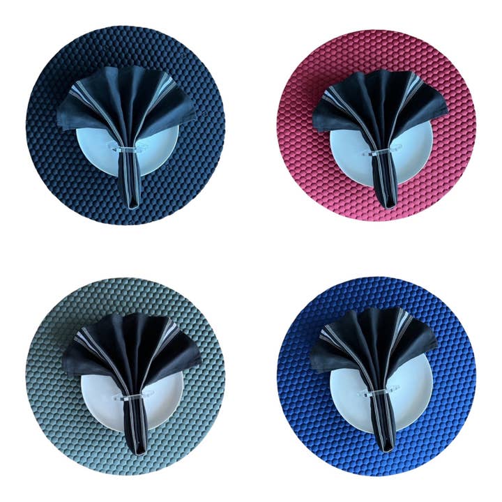 SETS DE TABLE RONDS pour la vente par ANDREA VALENTINI