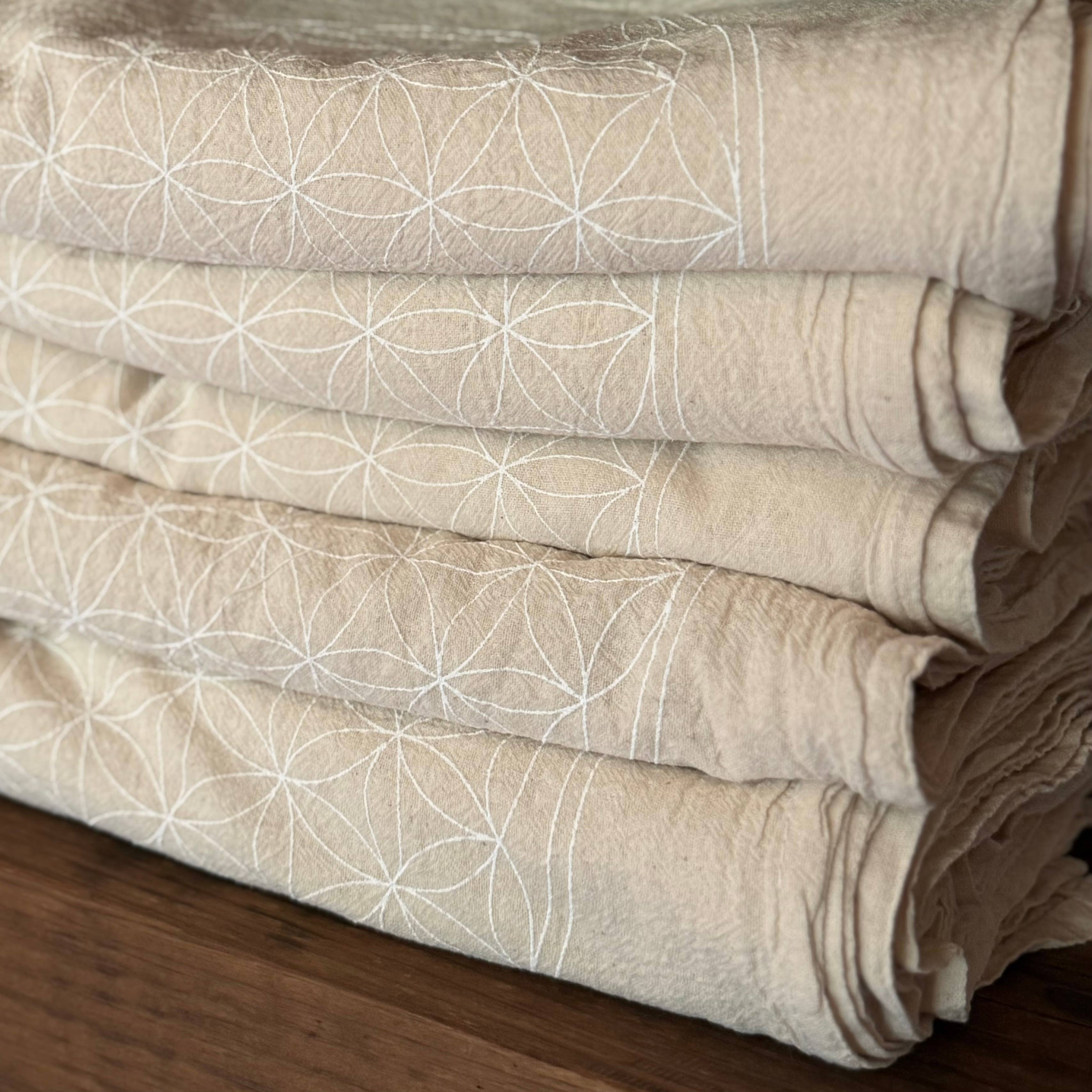 Crystal Grids - Vente Accessoire de méditation - Impression blanche Fleur de Vie, Tissu de Grille de Cristal, Tissu d'Autel14