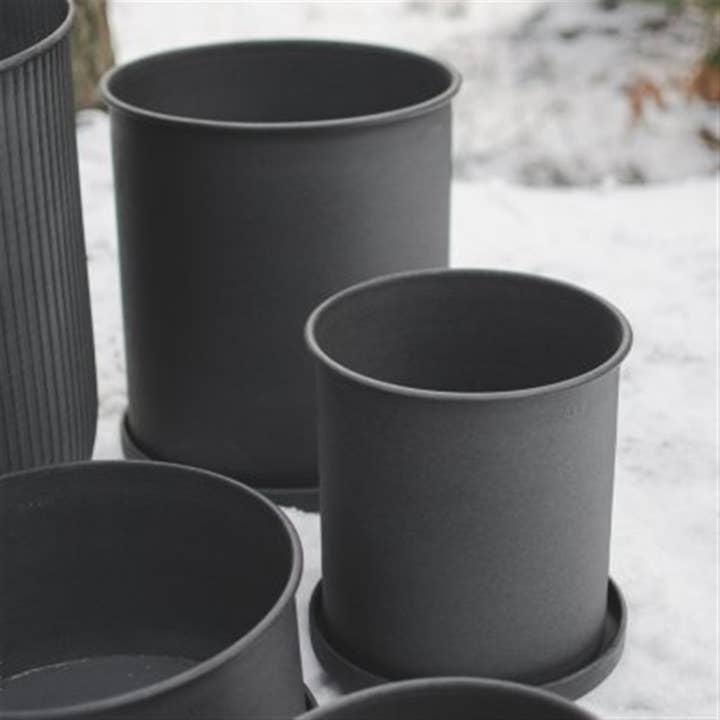 Plant Pot 2-set black for wholesale on Faire3
