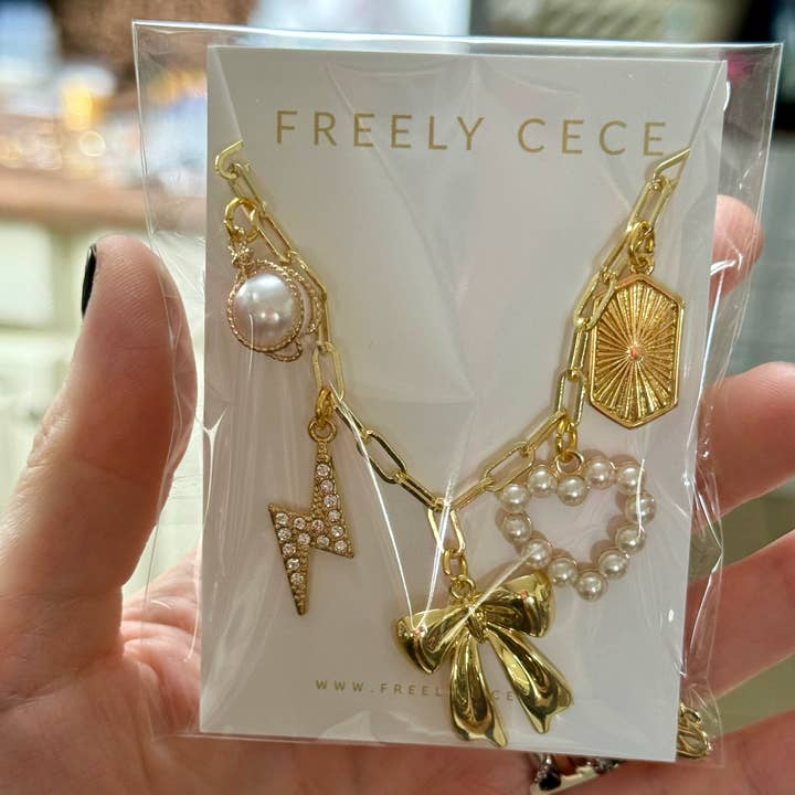 Freely Cece LLC - Wholesale Pendant/Charm Necklace - Trendy Gold Everyday Charm NecklaceÂ