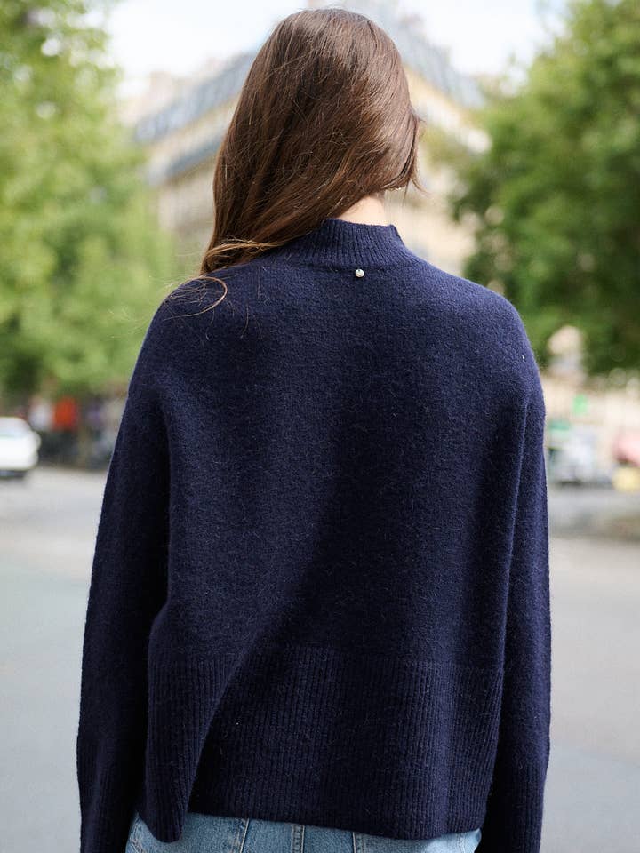 Nathael Paris - Wholesale Knit Sweater - Women's - Slightly oversized alpaca and wool sweater14