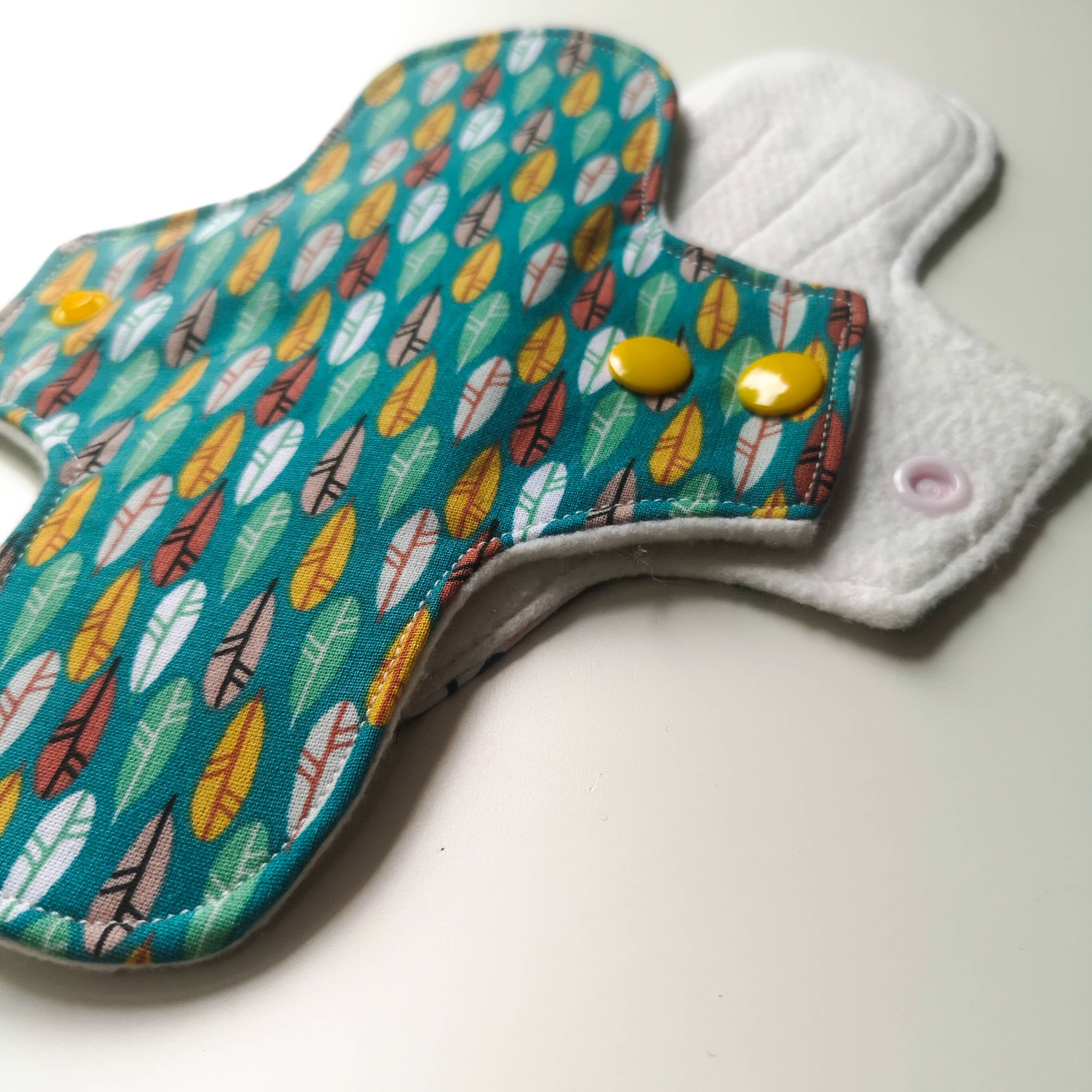 Les Mimines Montpellieraines - Wholesale Menstrual Pad/Liner - Hemp sanitary napkin "feathers"1